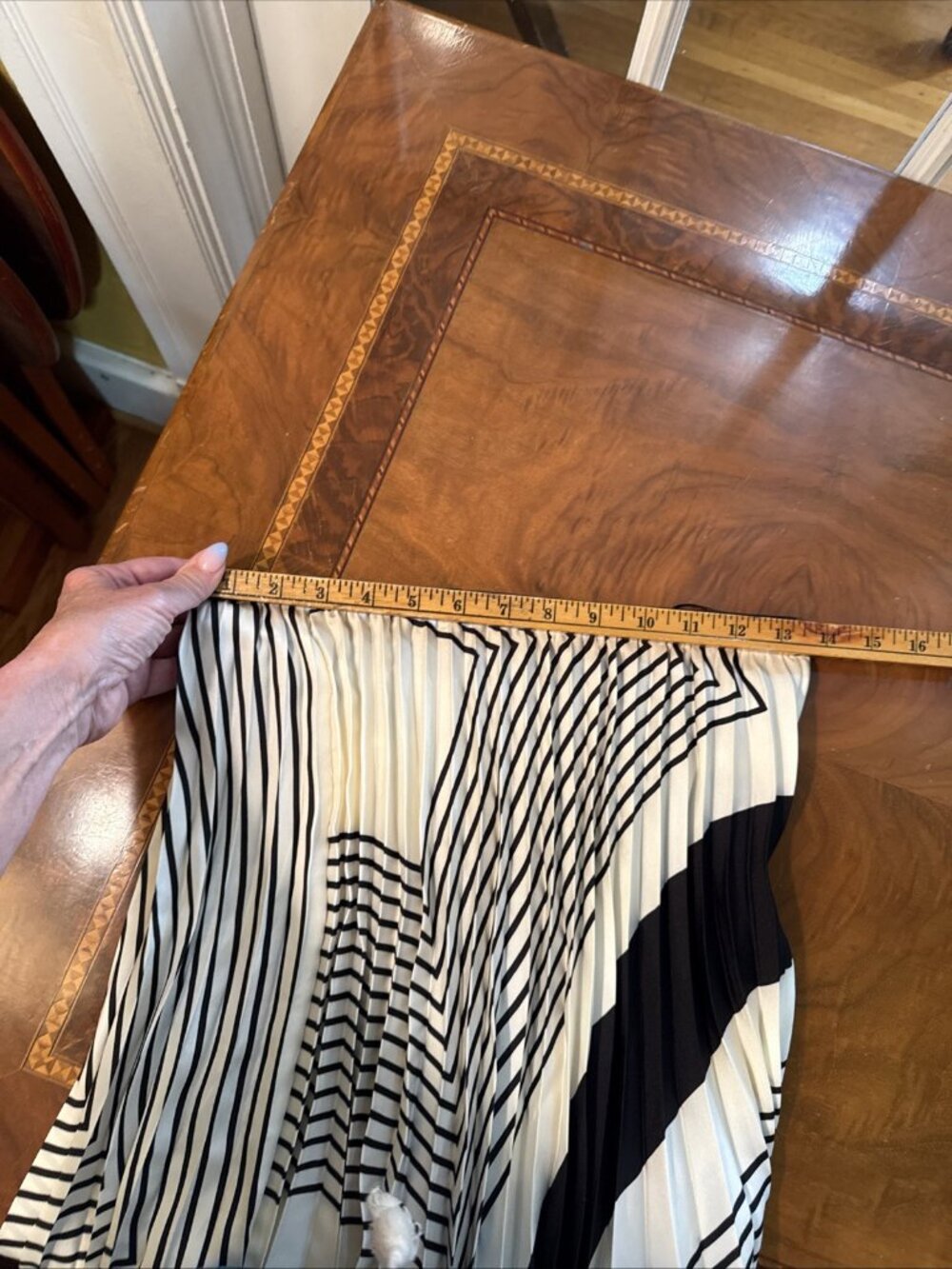 Mango Black & White Accordion Pleated Long Skirt With Belt Size S NEW WITH TAGS - Picture 9 of 13